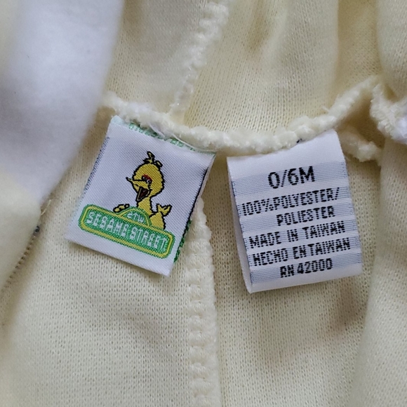 NWOT: VINTAGE BABY SESAME STREET  SNOW SUIT - Picture 3 of 6